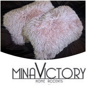 Mina Victory Soft Ribbon Pink Shag Throw Pillow Covers